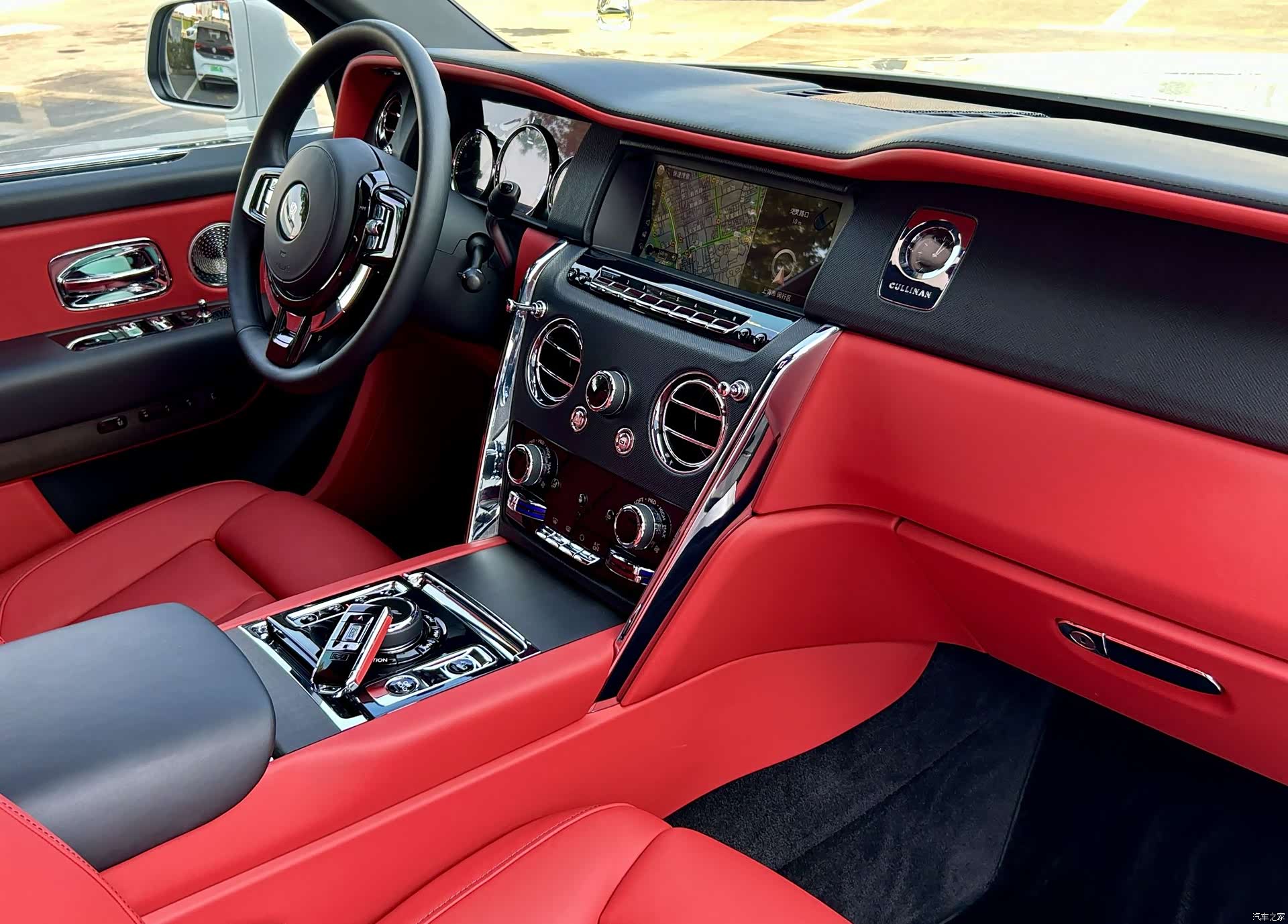 Rolls-Royce Cullinan, 2020 8