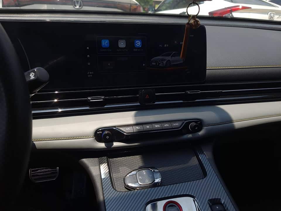 Trumpchi Shadow Leopard