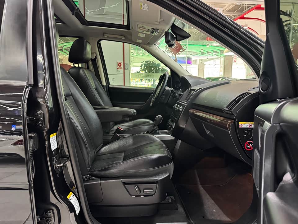 Land Rover Freelander 2