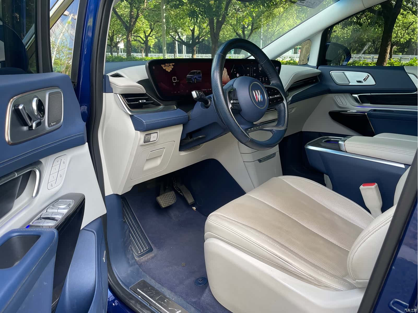 Buick Century, 2023 16