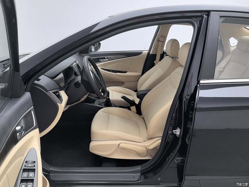 Changan Eado, 2016 10