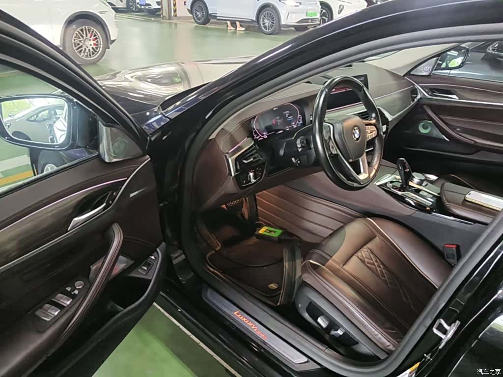 BMW 5 Series, 2020 16