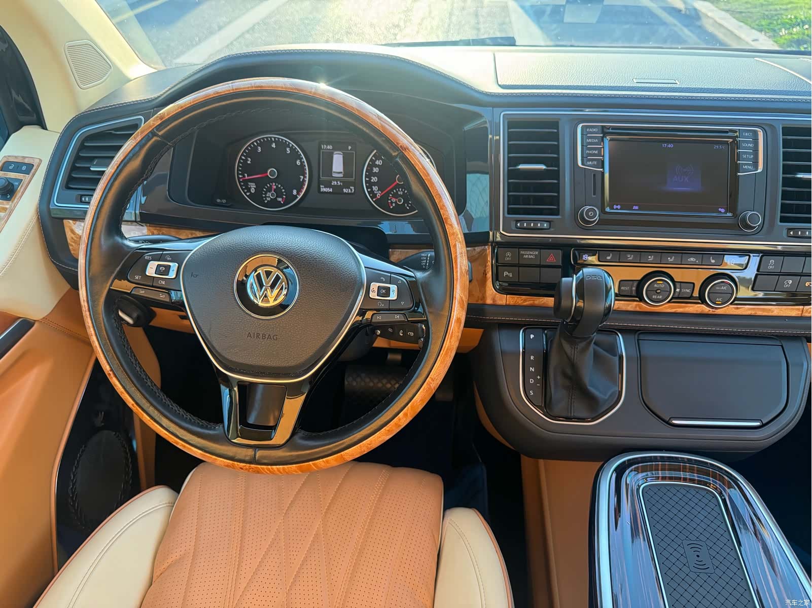 Volkswagen 7, 2017 13