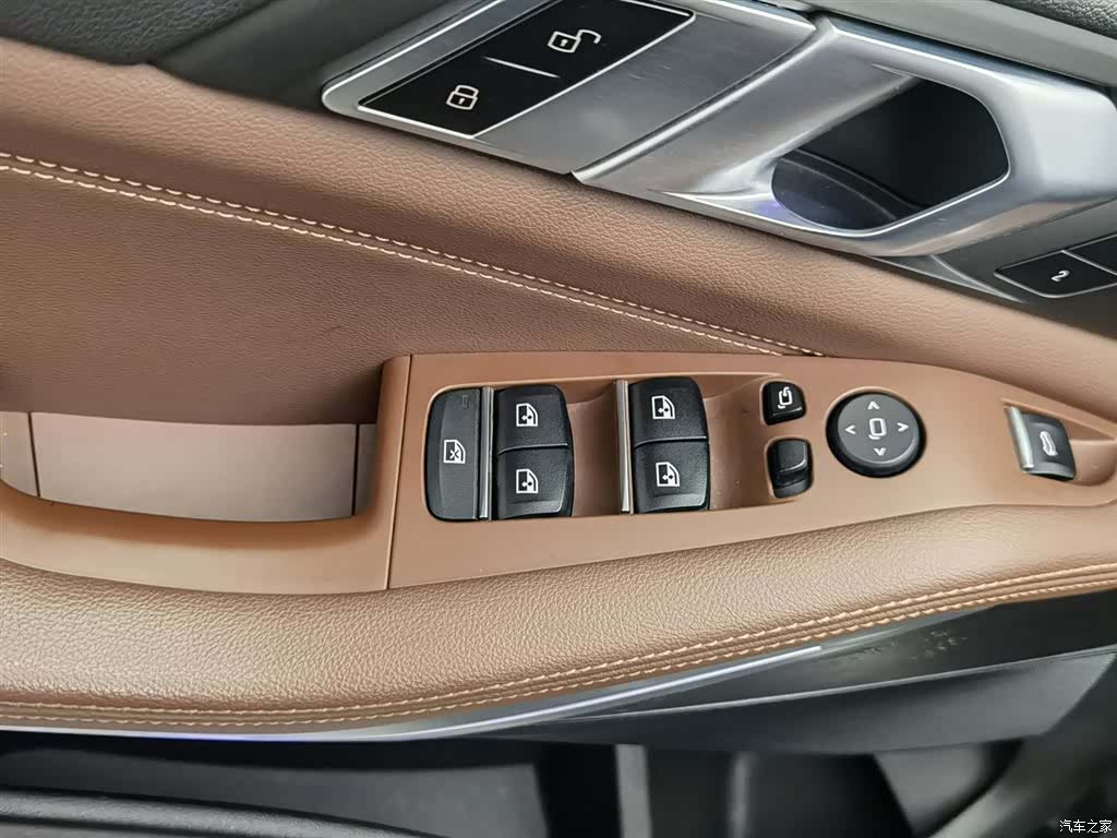 BMW X5, 2021 9