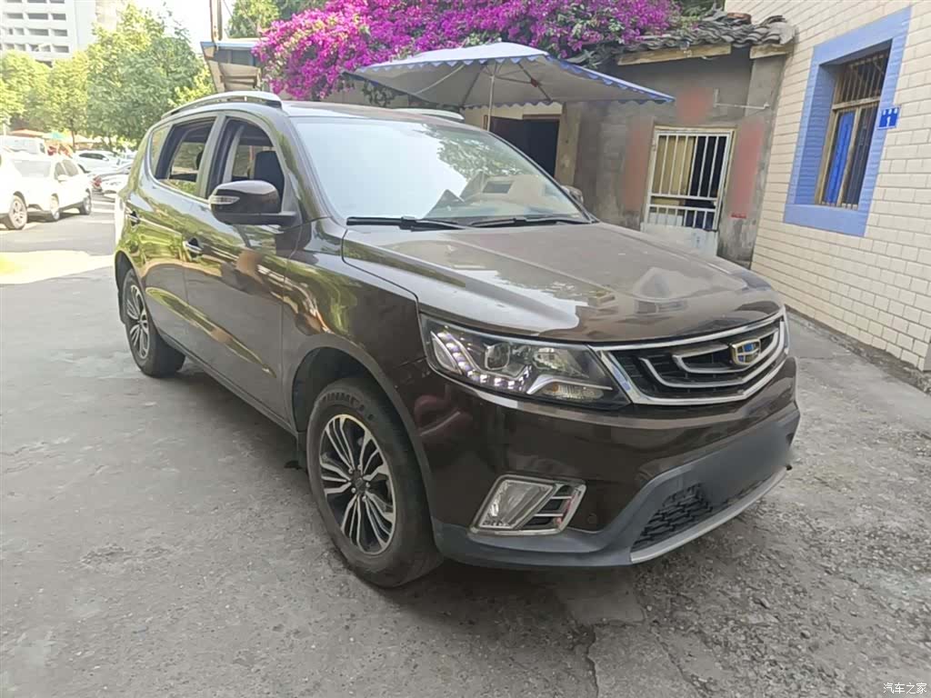 Geely X6, 2017 4