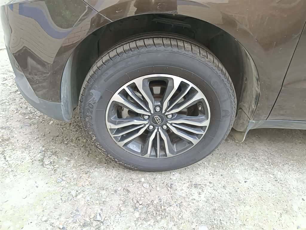 Geely X6, 2017 23
