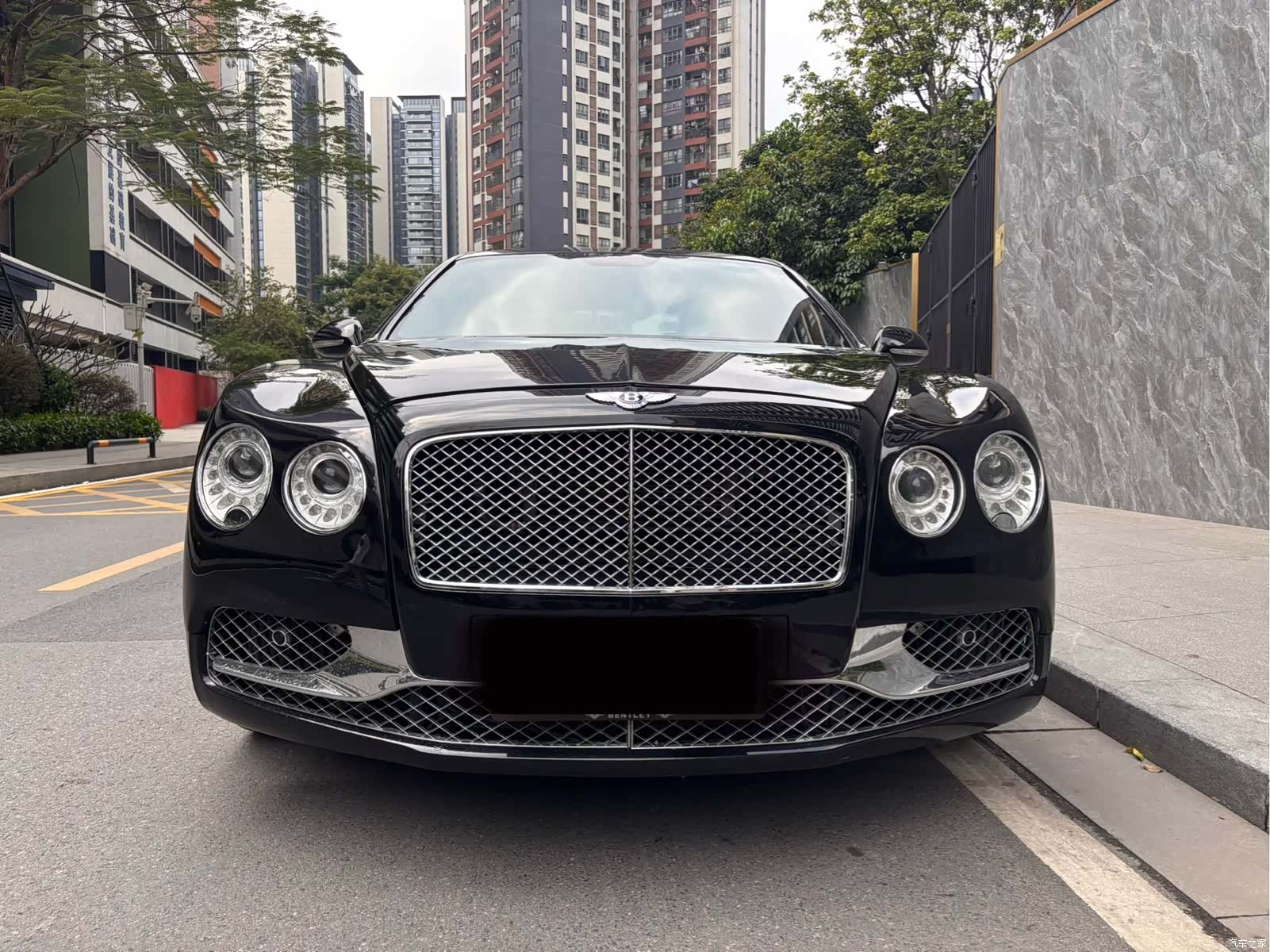Bentley Flying Spur, 2011 12