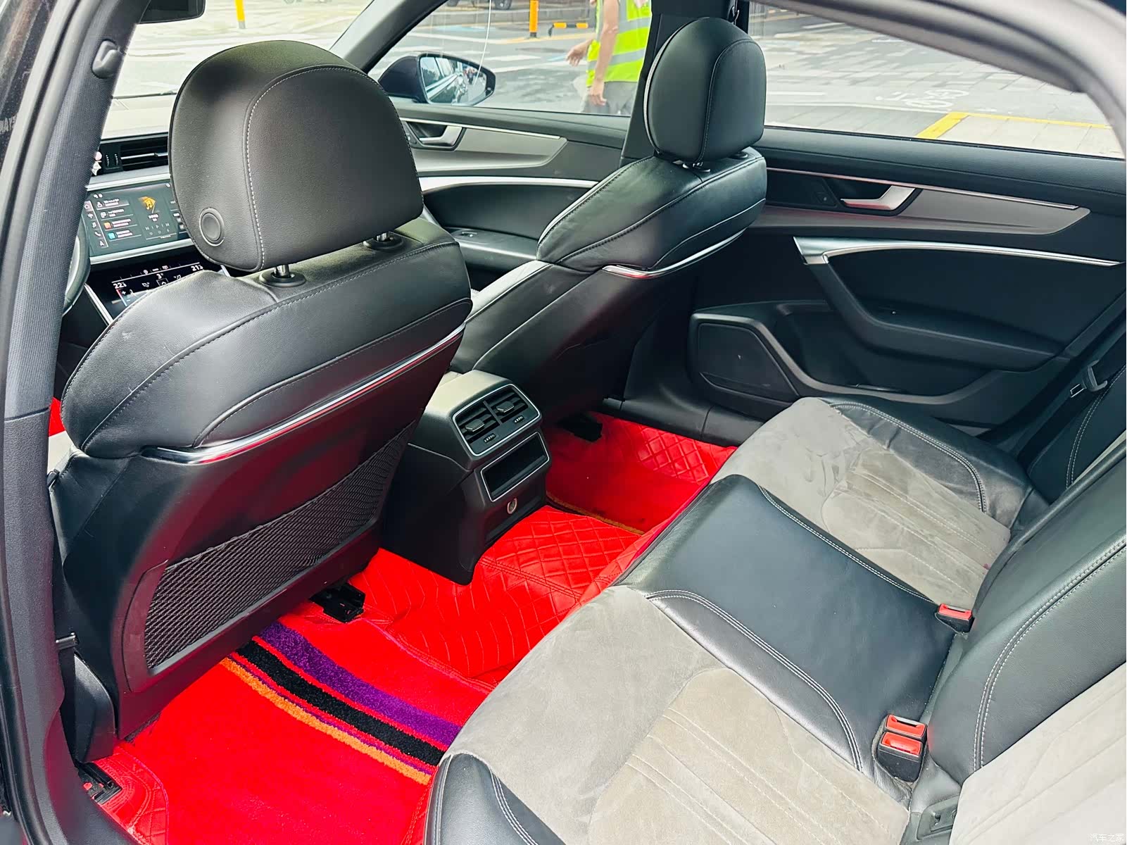 Audi A6L, 2022 9