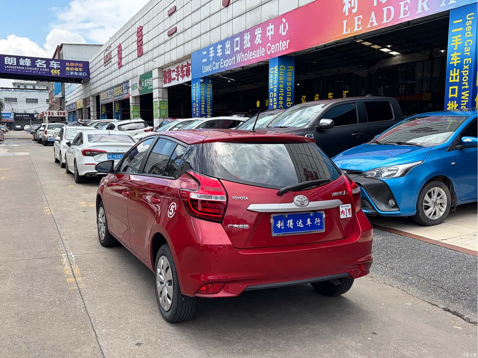 Toyota YARiS L, 2019 4