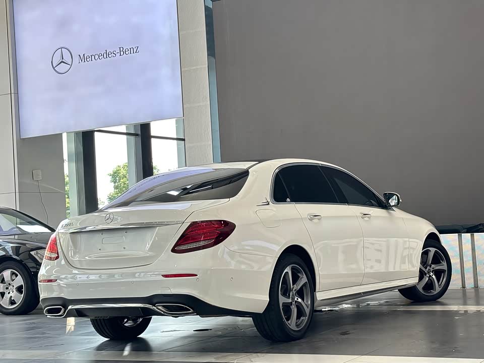 Mercedes-Benz E-class Mercedes-Benz E-class