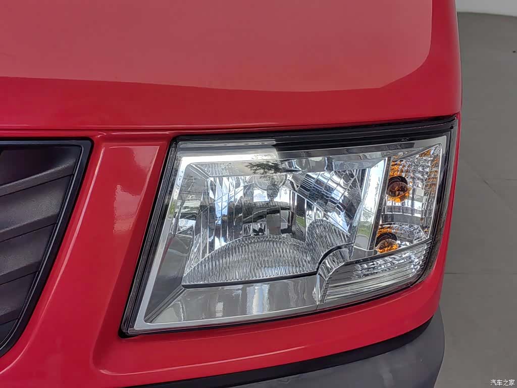 Iveco V35, 2023 7