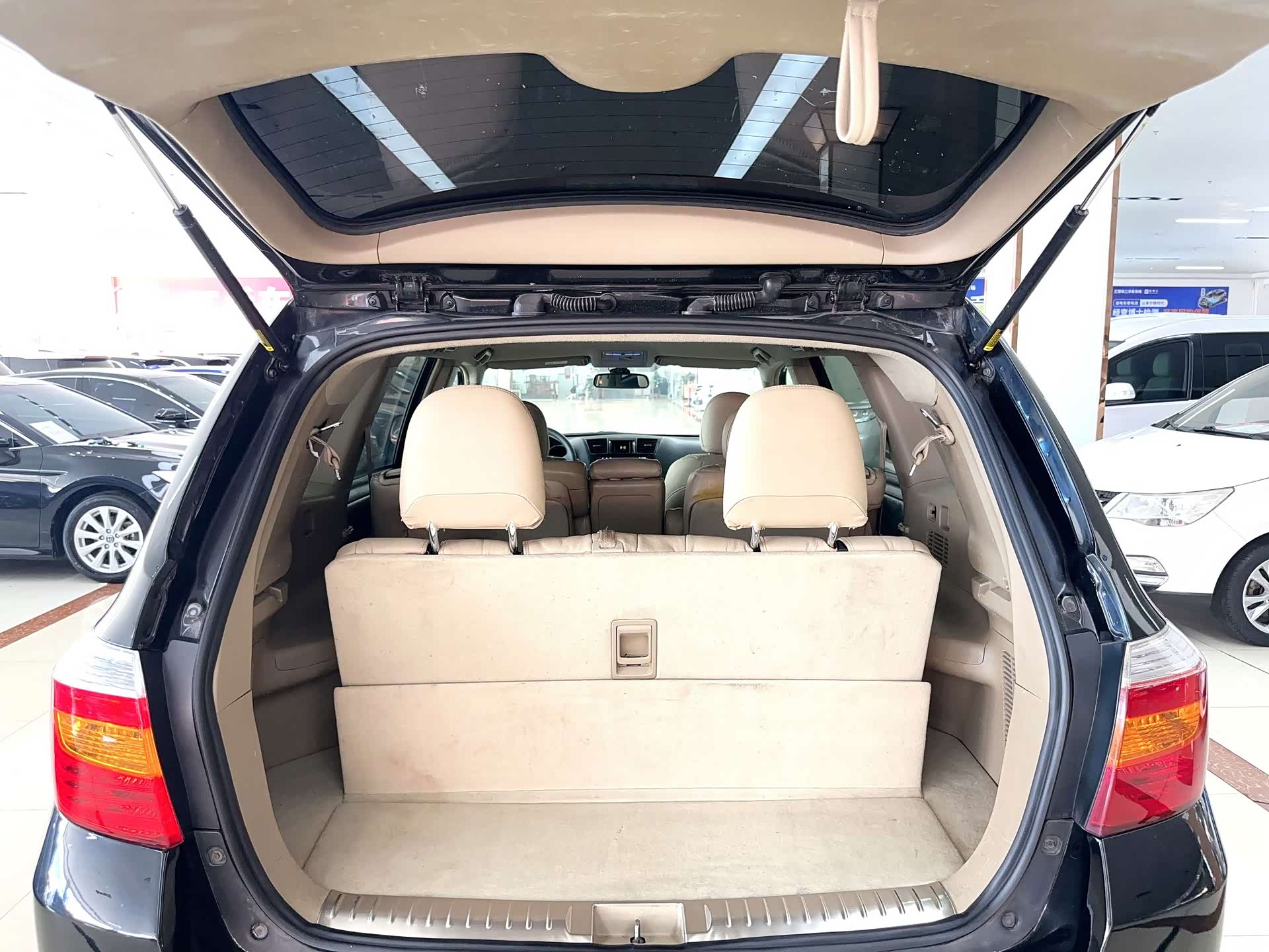 Toyota Highlander, 2011 18