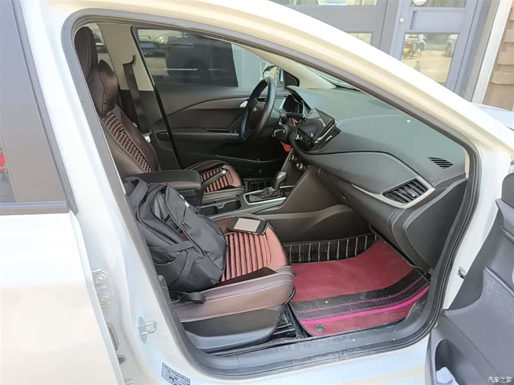Chevrolet 320, 2019 25