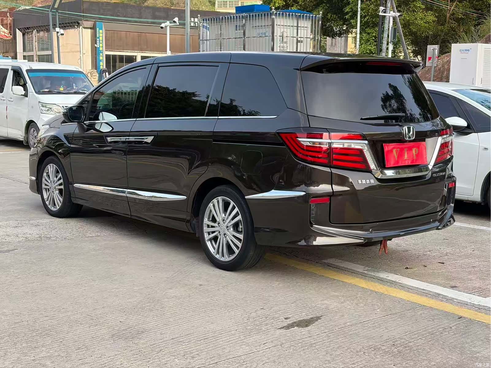 Honda Elysion, 2018 9