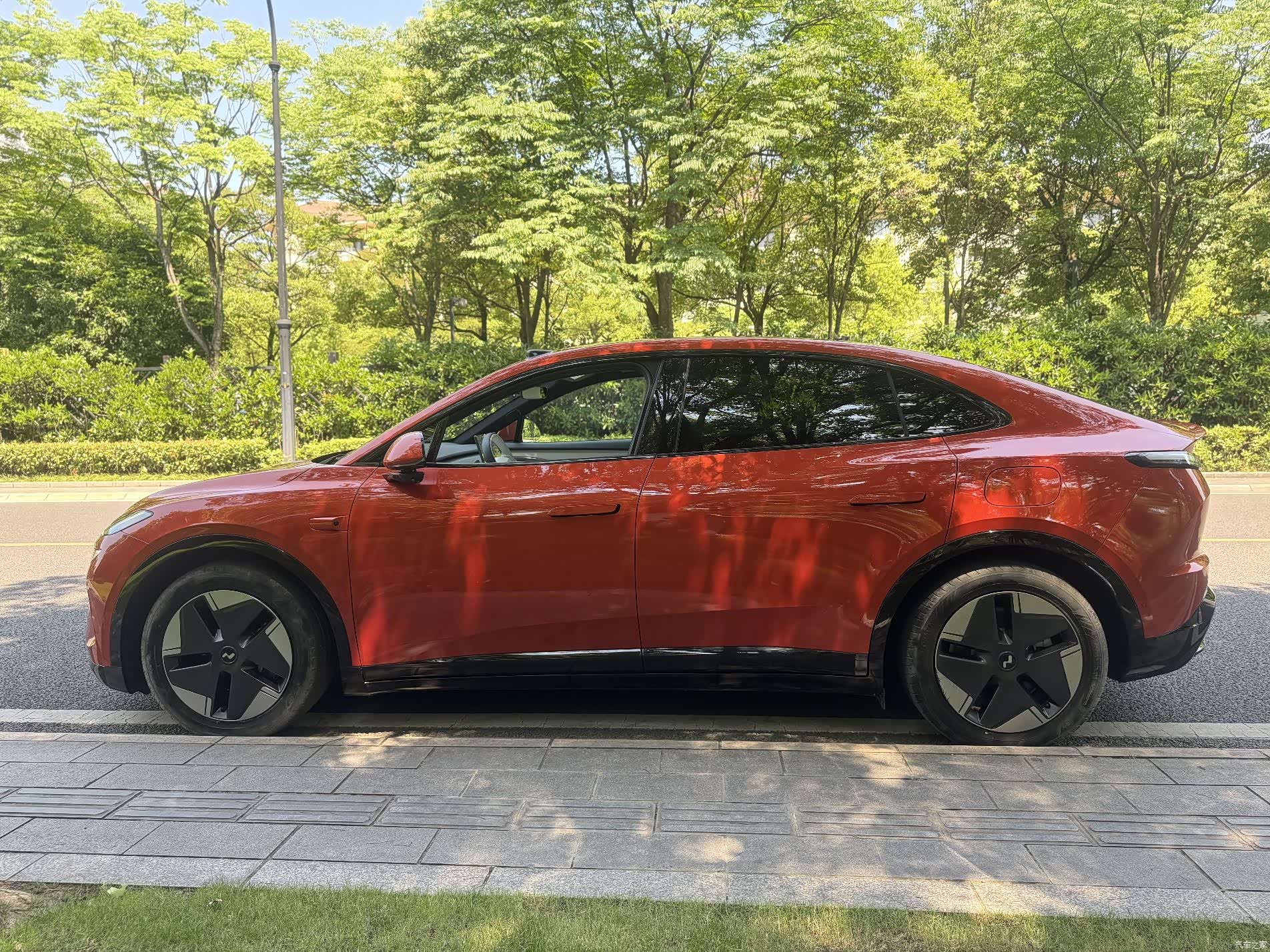 NIO L60, 2024 10