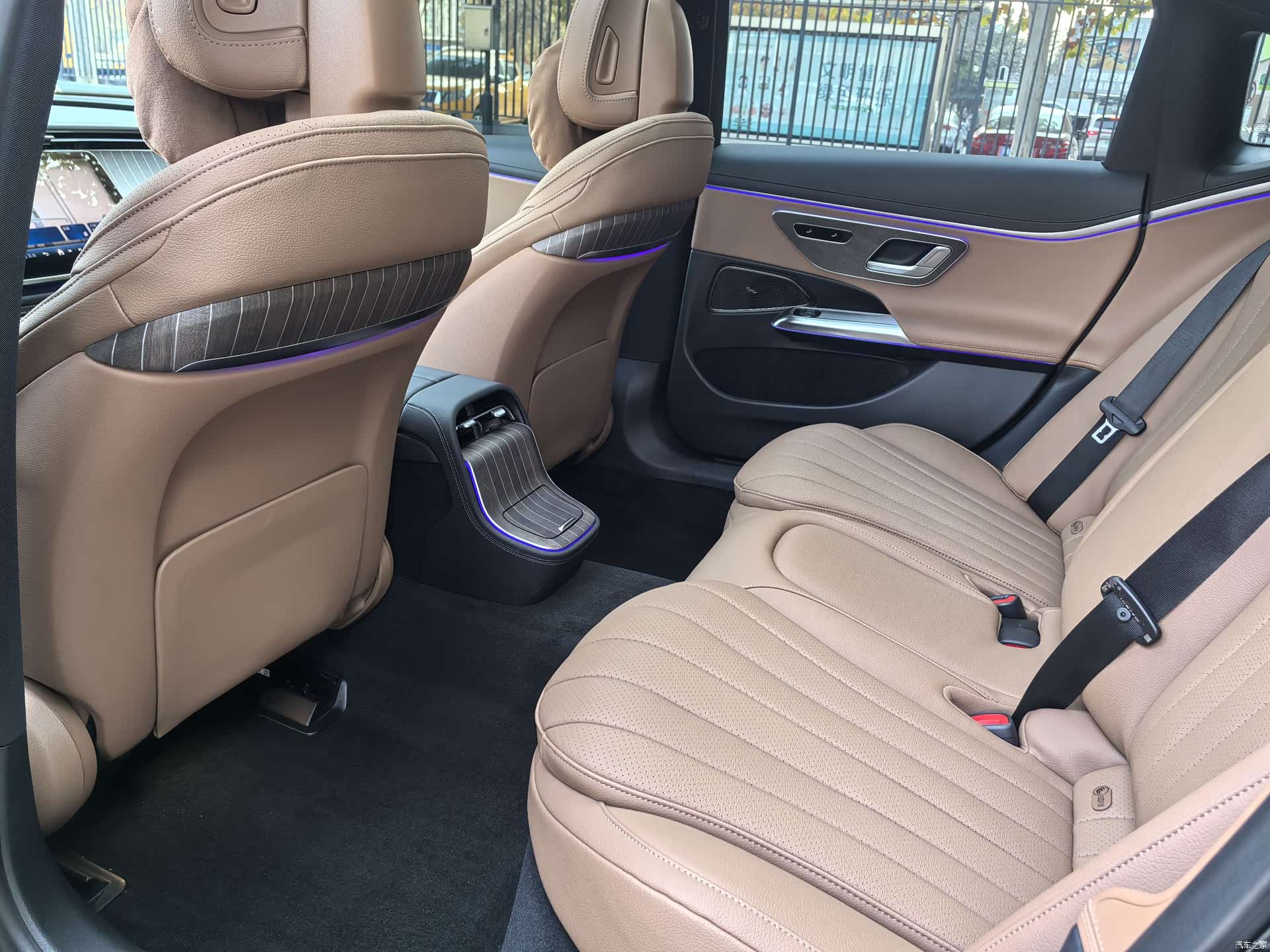 Mercedes-Benz E-Class, 2024 12