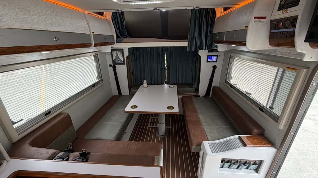 Maxus V100, 2023 7
