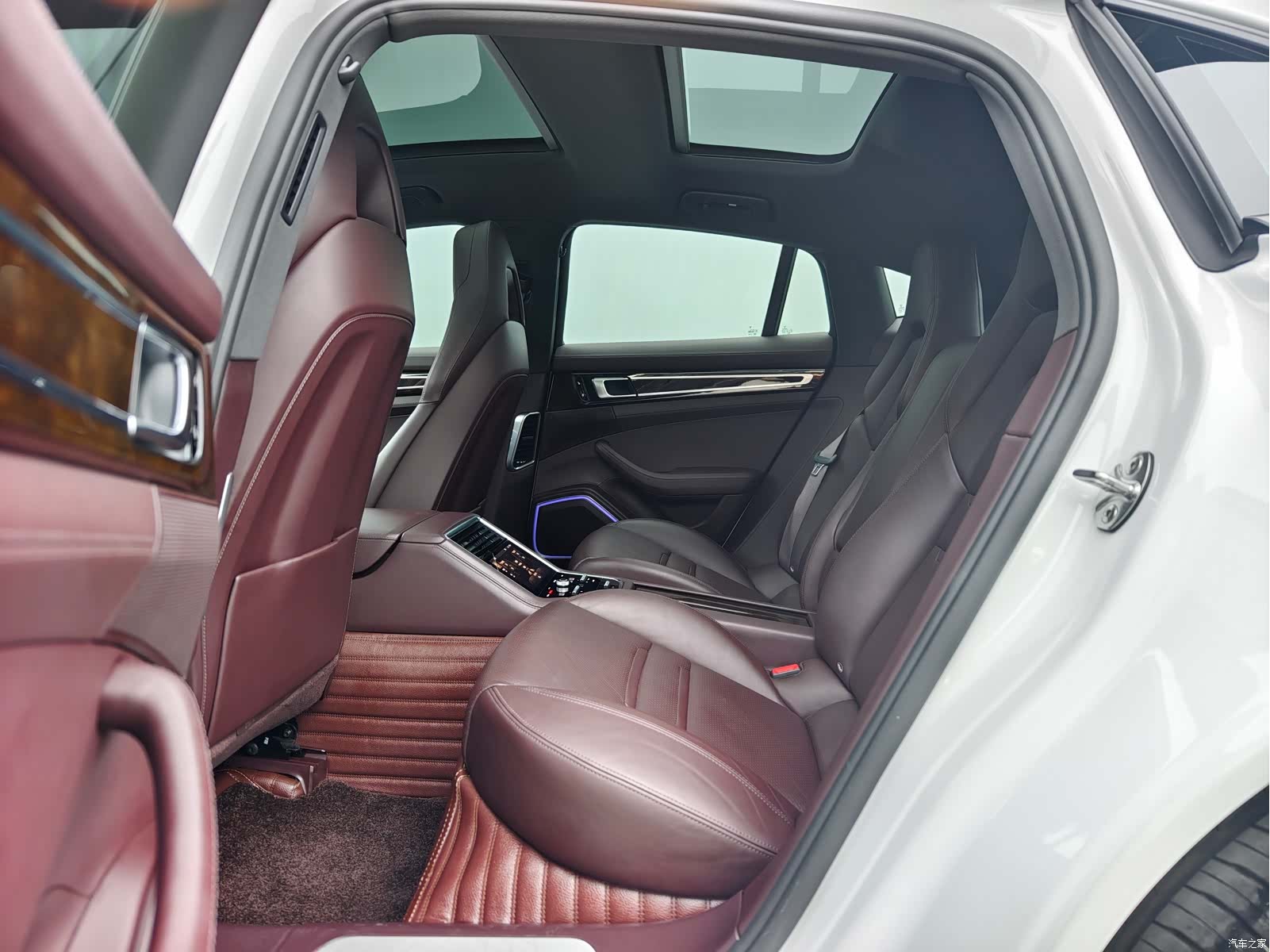 Porsche Panamera, 2017 9