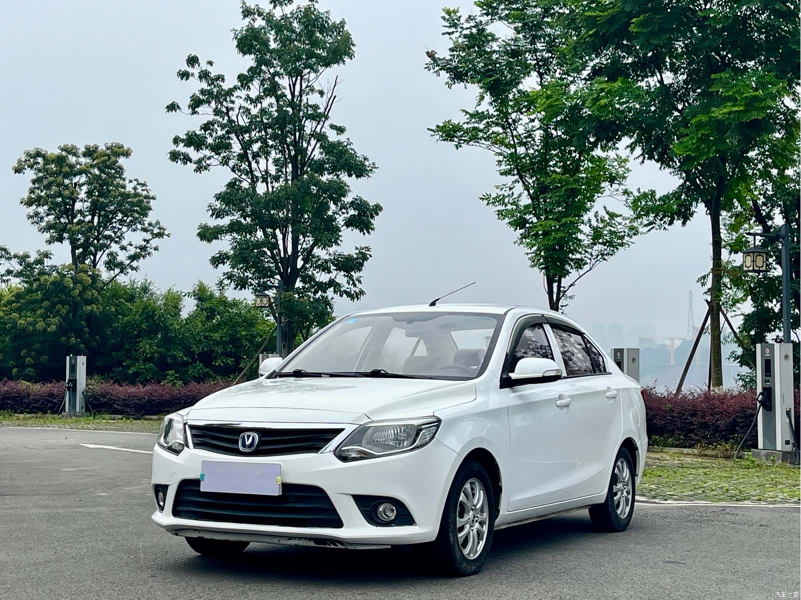 Changan V3, 2016 1