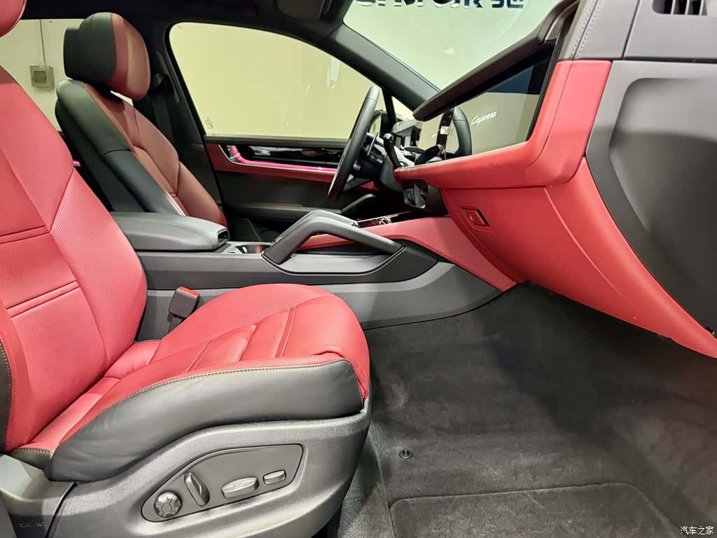Porsche Cayenne, 2025 19