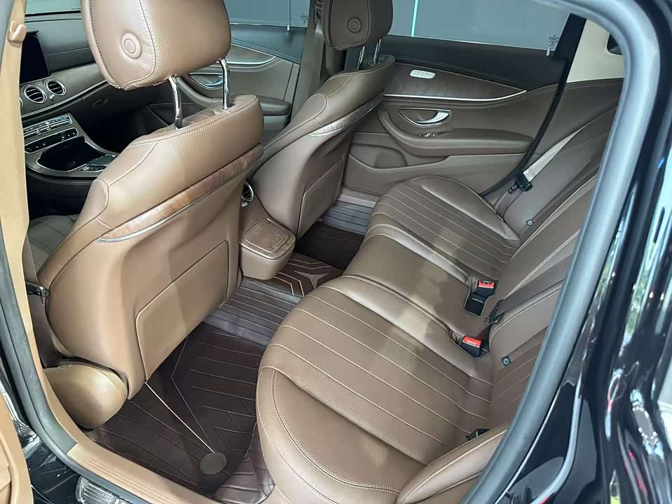 Mercedes-Benz E-class Mercedes-Benz E-class