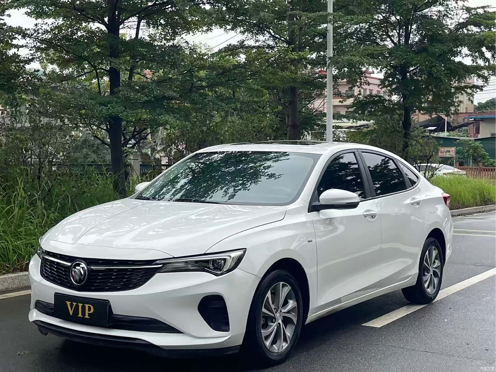 Buick Verano, 2023 1