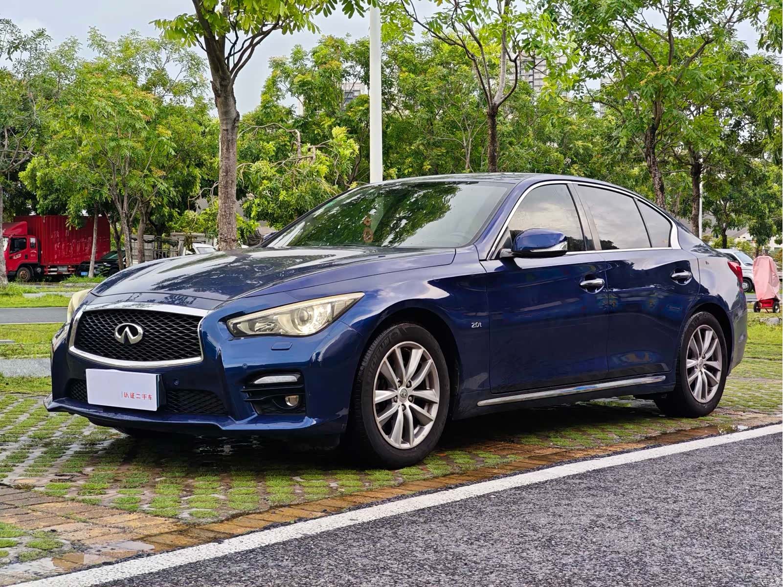 Infiniti Q50L, 2016 2