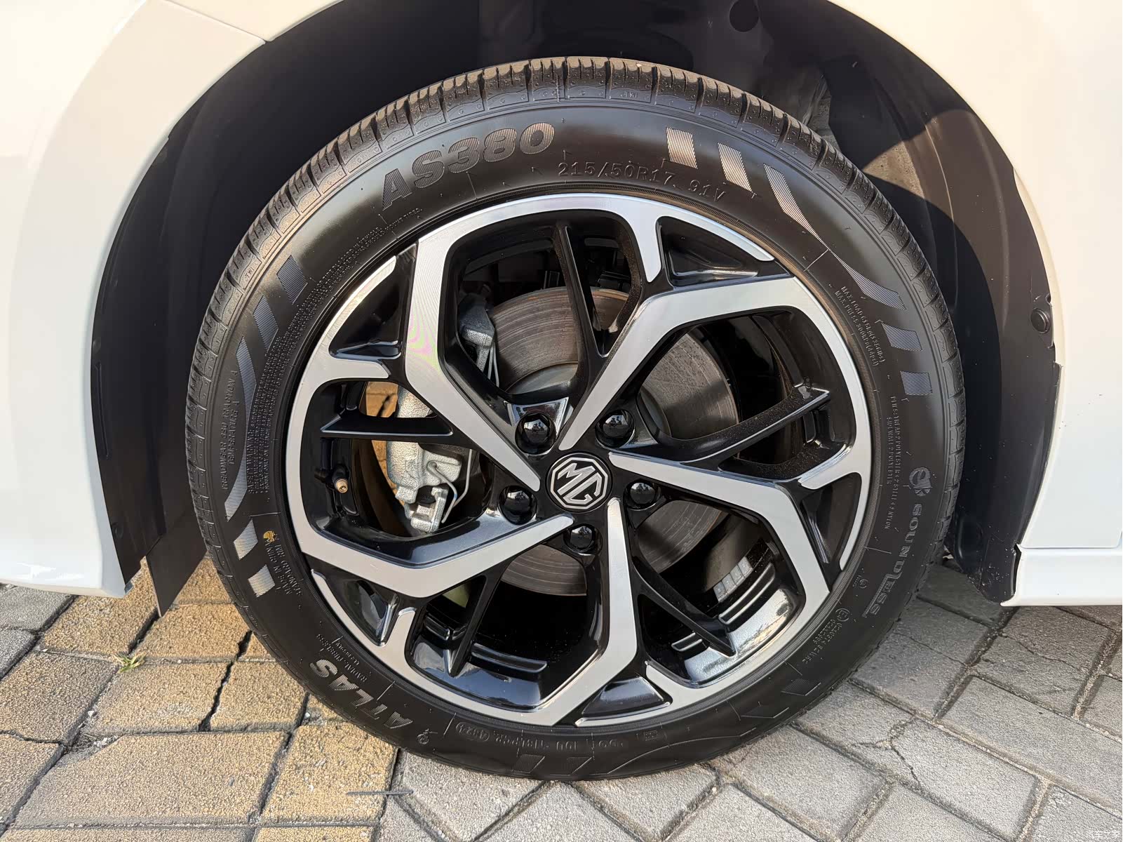 MG MG5, 2025 26