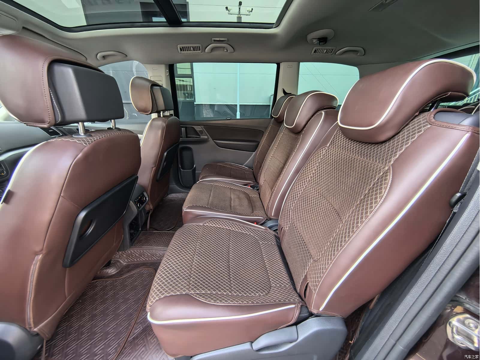 Volkswagen Xia, 2018 9