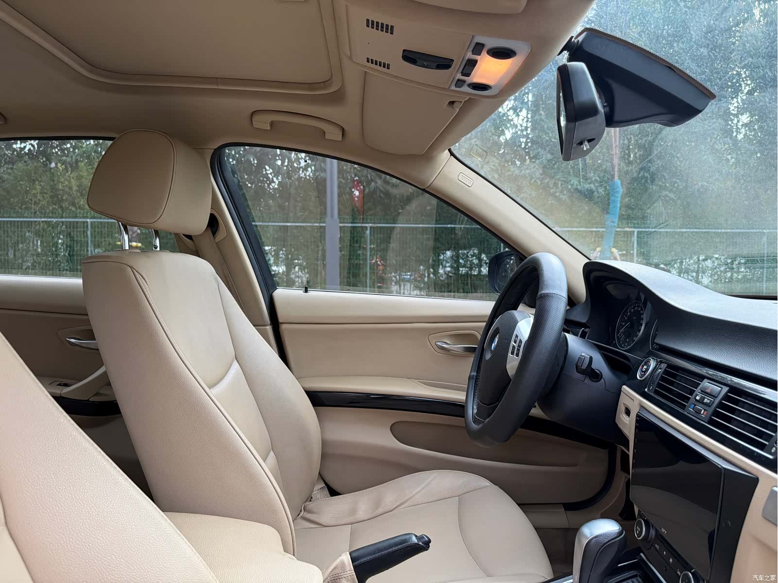 BMW 3 Series, 2012 17