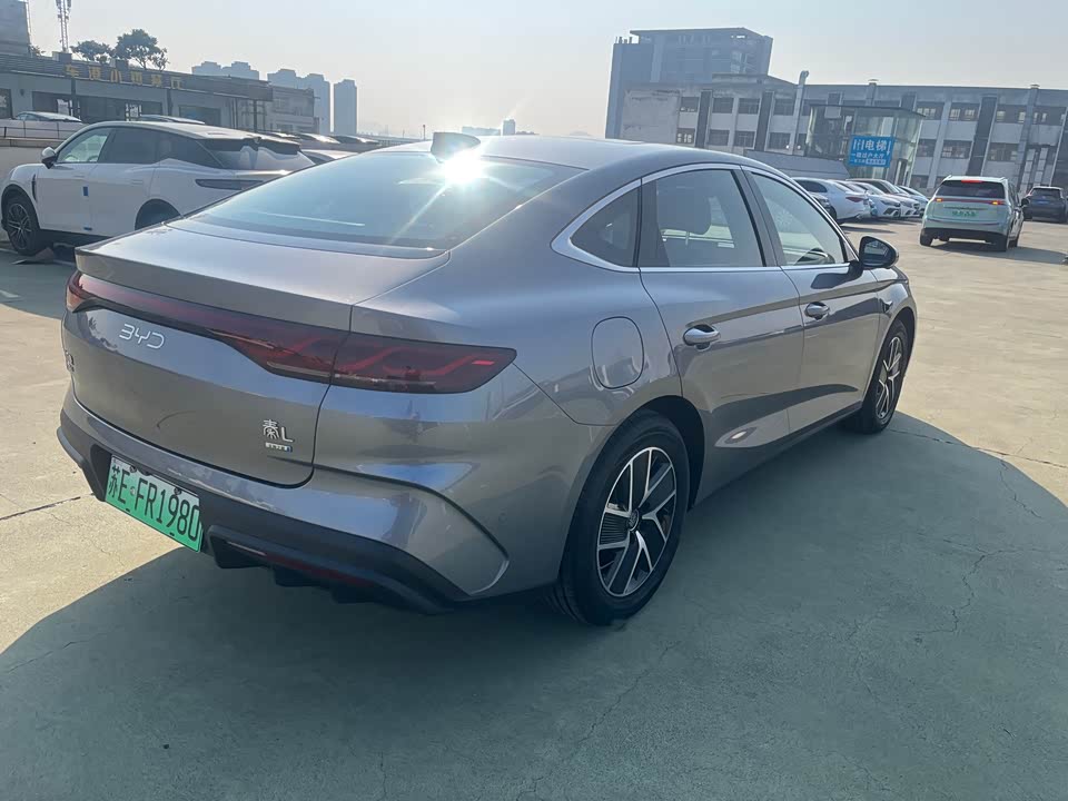 BYD Qin L