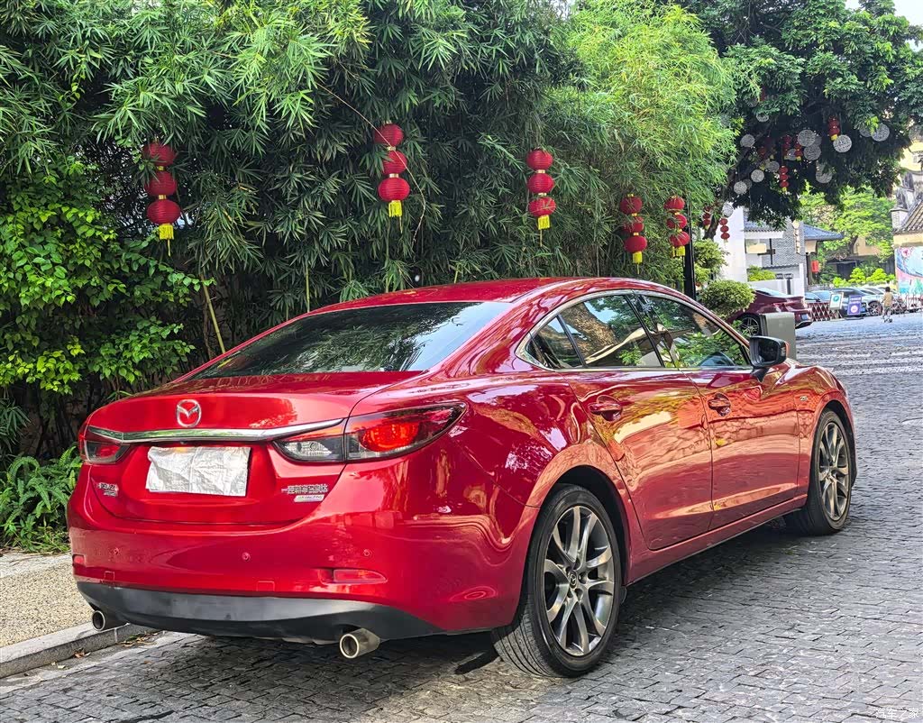 Mazda Atenza, 2017 8