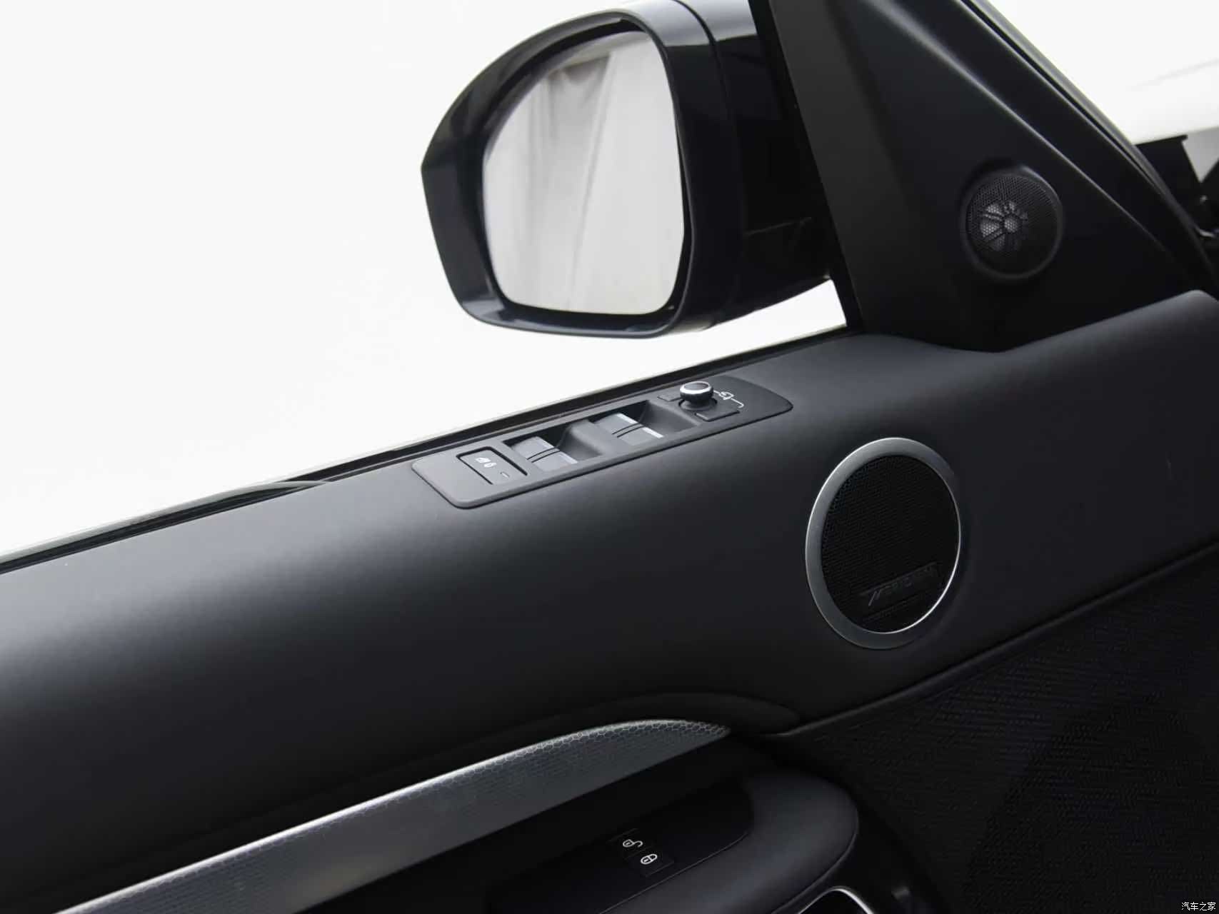 Land Rover Discovery, 2021 10