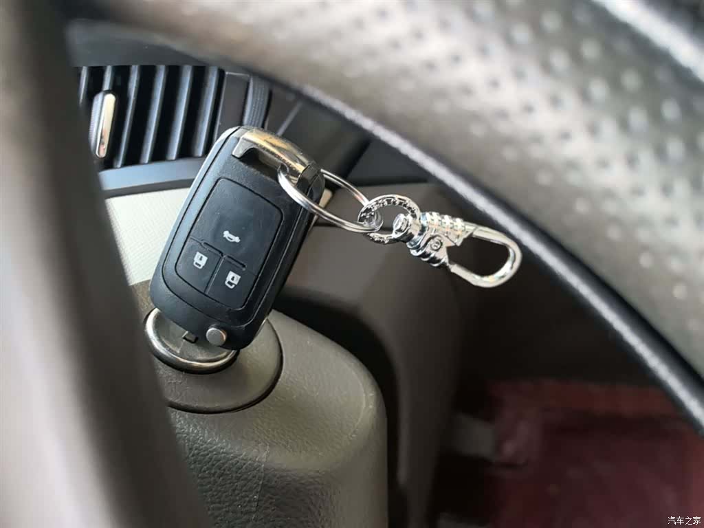 Chevrolet SE, 2016 9