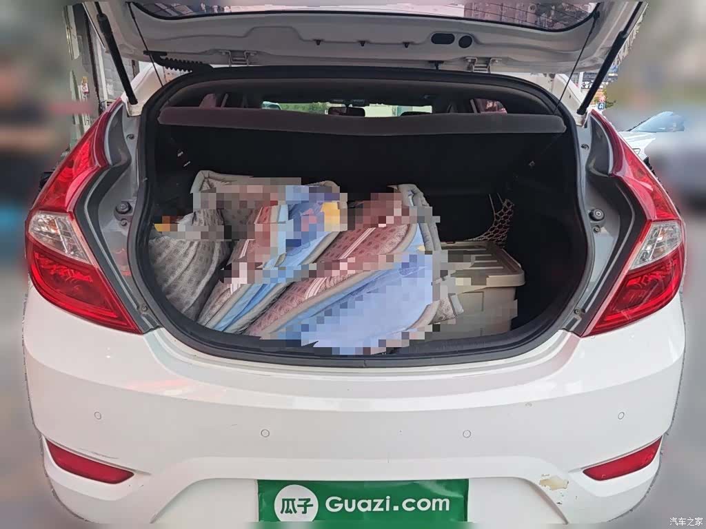 Hyundai GLX, 2015 10