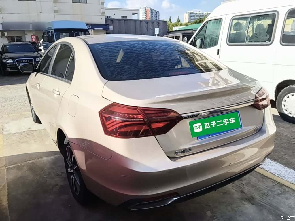 Geely Emgrand, 2019 все фото