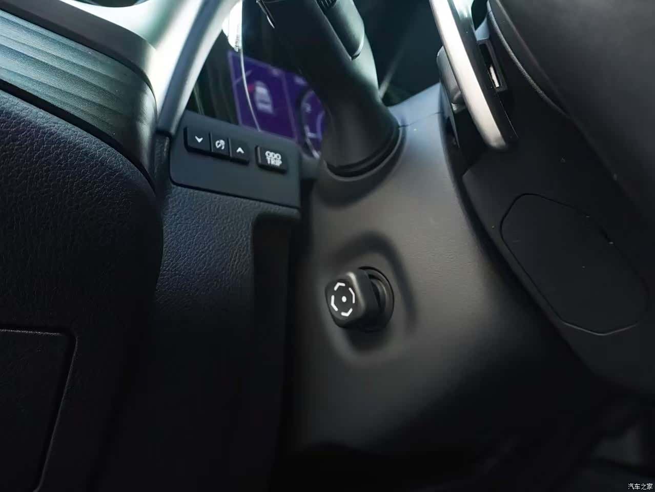Lexus ES, 2019 23