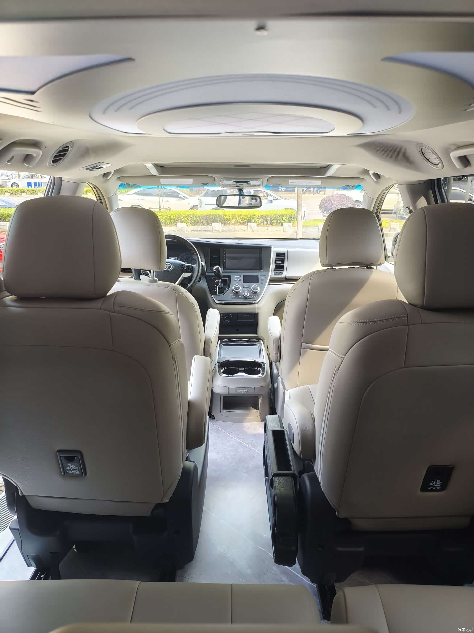Toyota Sienna, 2017 9