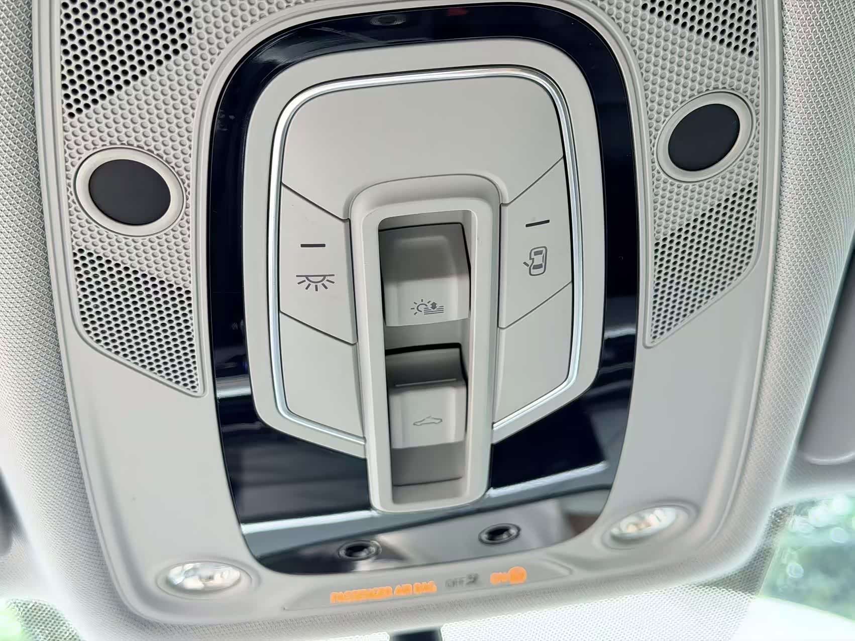 Audi A4L, 2017 11