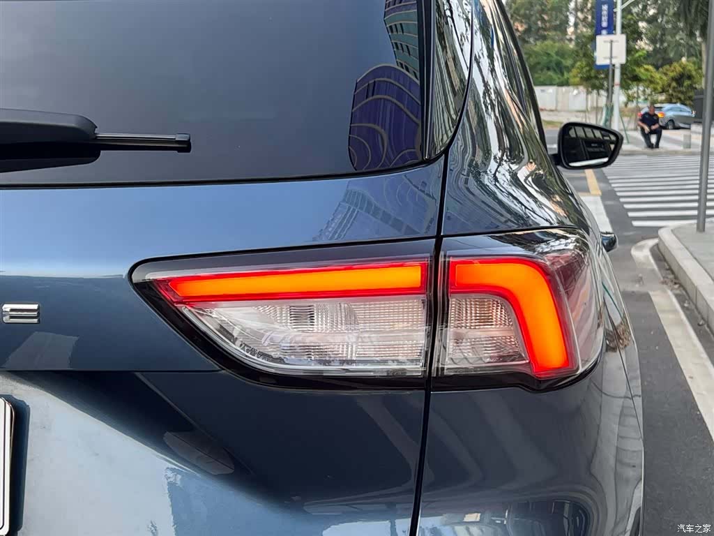 Ford Escape, 2022 27