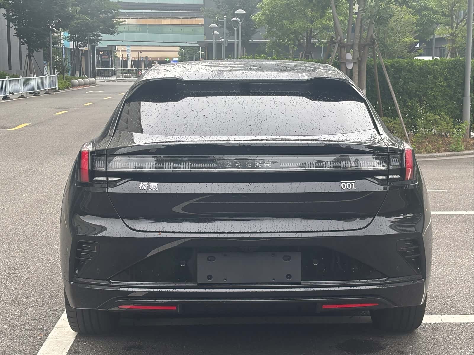 Zeekr 001, 2026 23