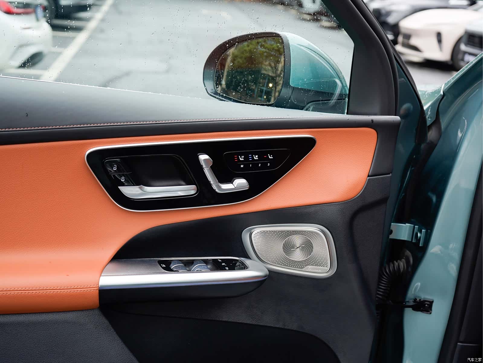 Mercedes-Benz GLC, 2024 15
