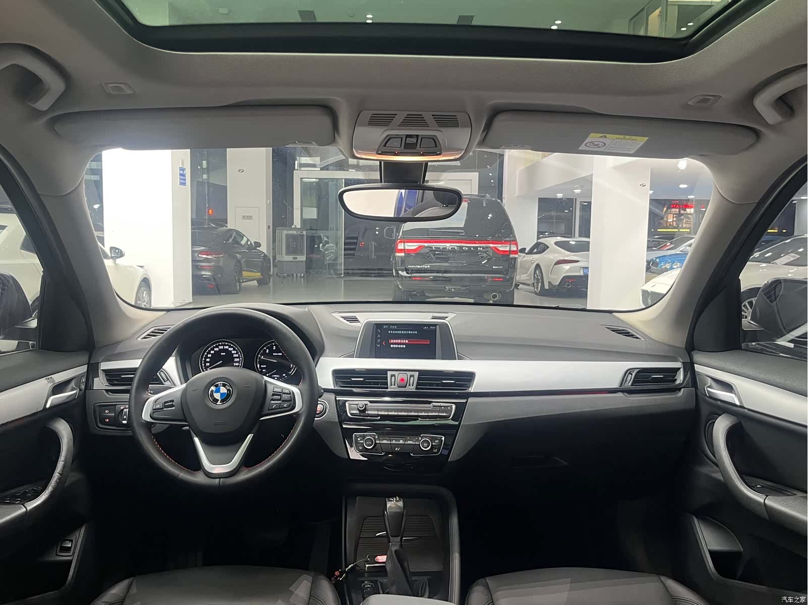BMW X1, 2018 9