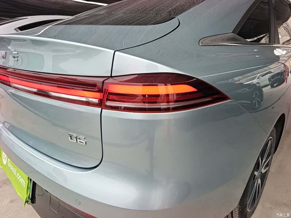 Roewe D6, 2025 8
