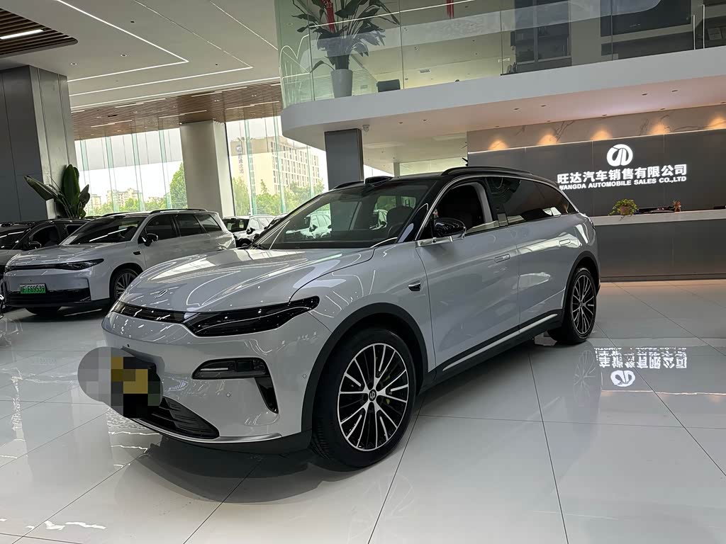 Leapmotor C11