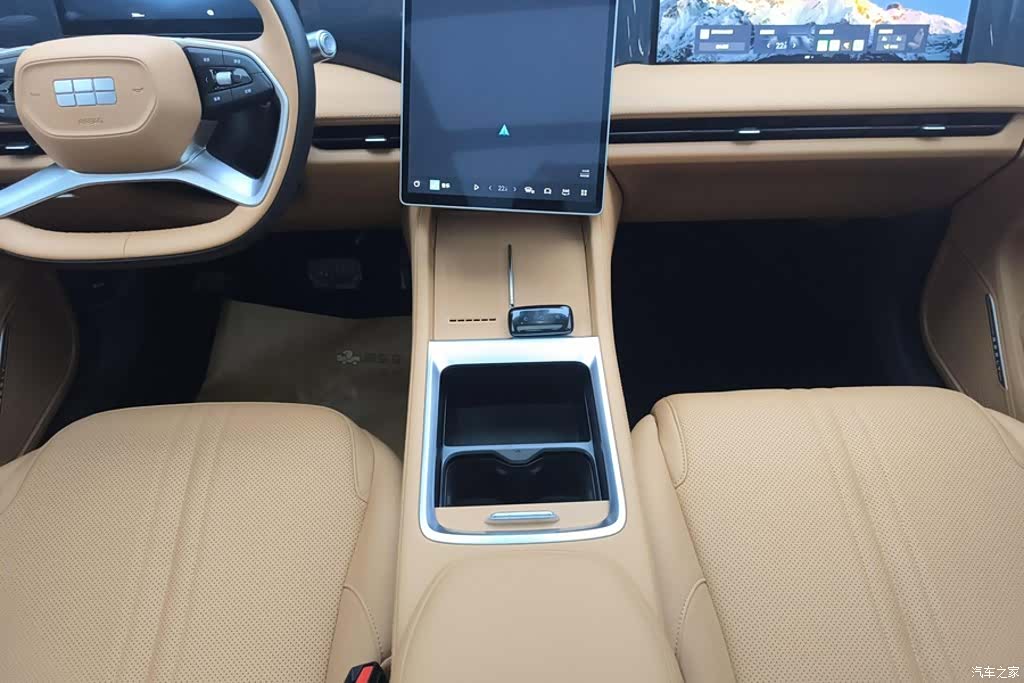 Geely Galaxy L7, 2025 16