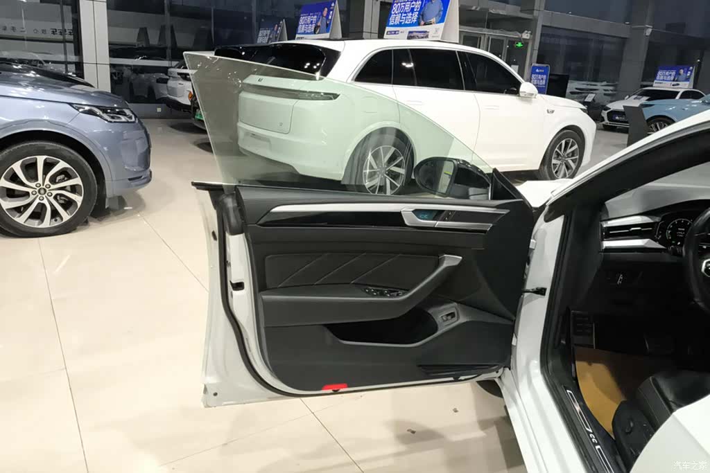 Volkswagen CC, 2021 7