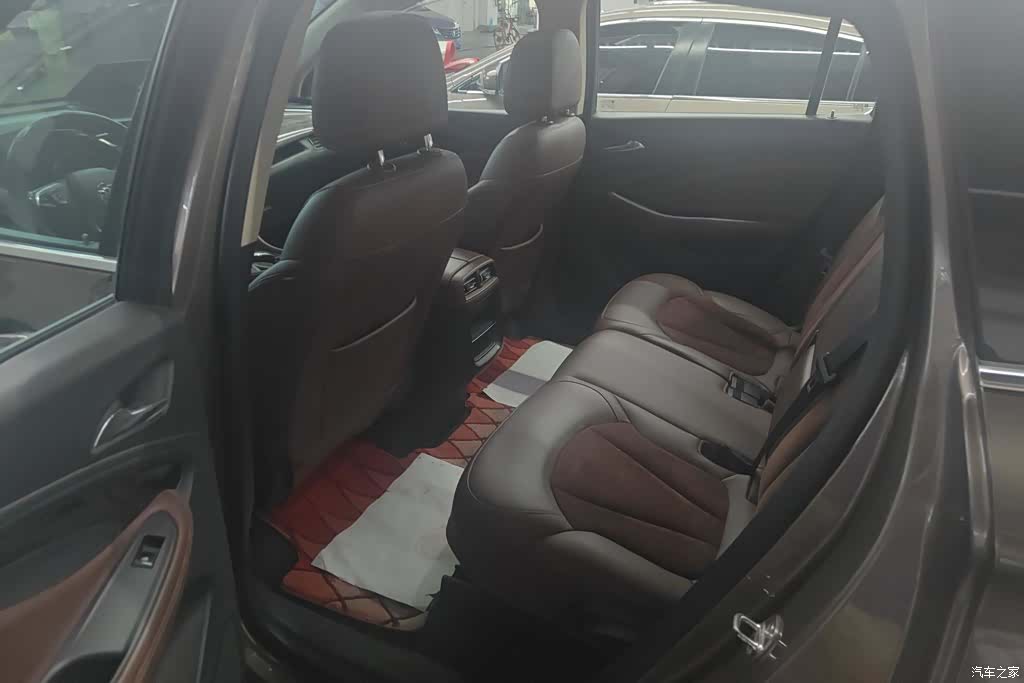 Buick Envision Plus, 2017 11