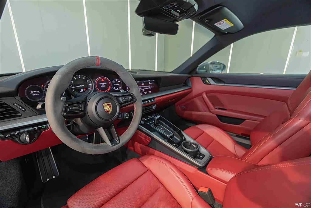 Porsche 911, 2021 16