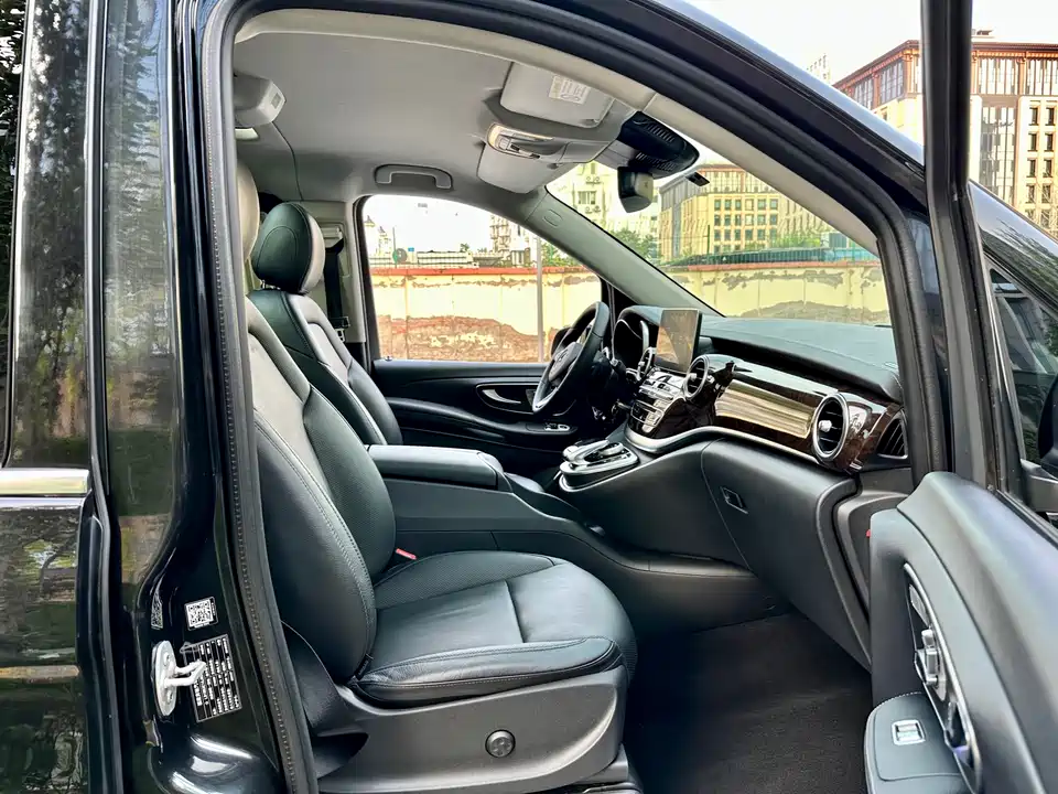 Mercedes-Benz V-class Mercedes-Benz V-class